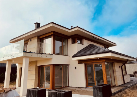 Koczargi Stare - dom piętrowy z garażem