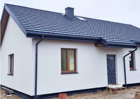 Klasyczny dom prefabrykowany w Lesznie